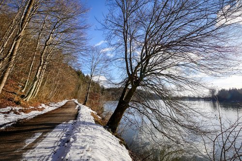 lech  river  winter