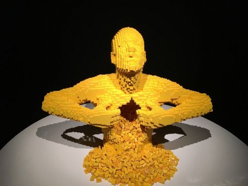 lego yellow statue