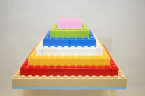 lego pyramid toys