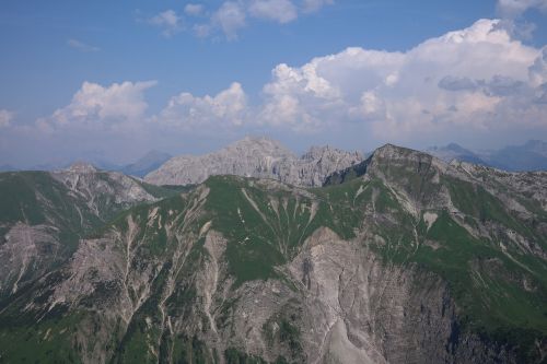 leilachspitze top of pools mountain