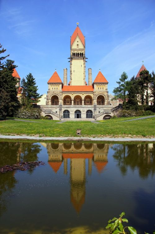 leipzig southern cemetery crematorium