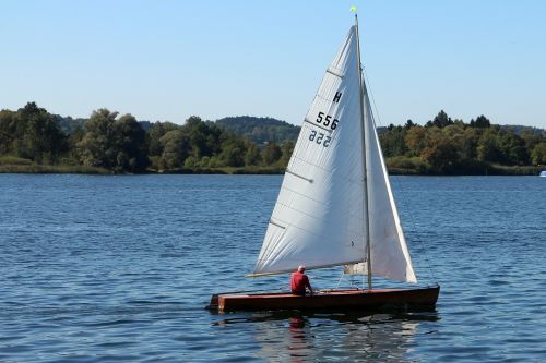 leisure hobby sail