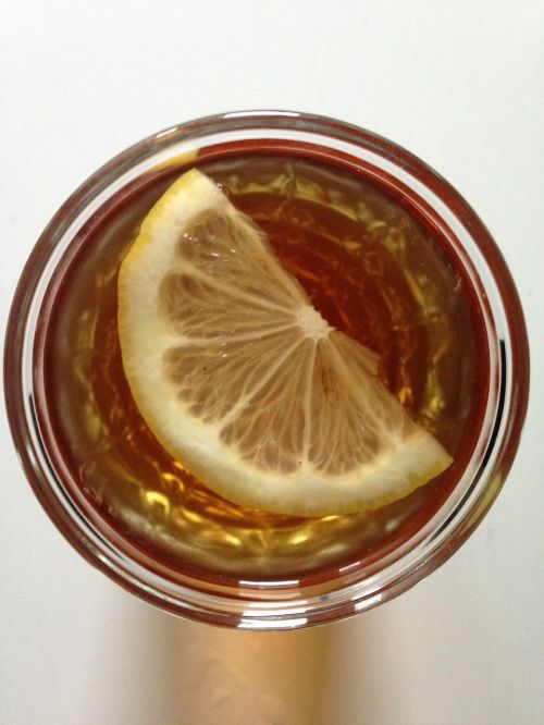 lemon glass water
