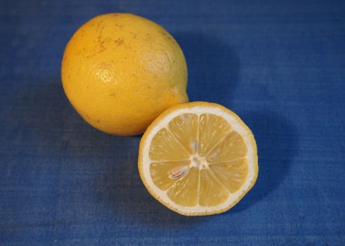 lemon yellow fruit