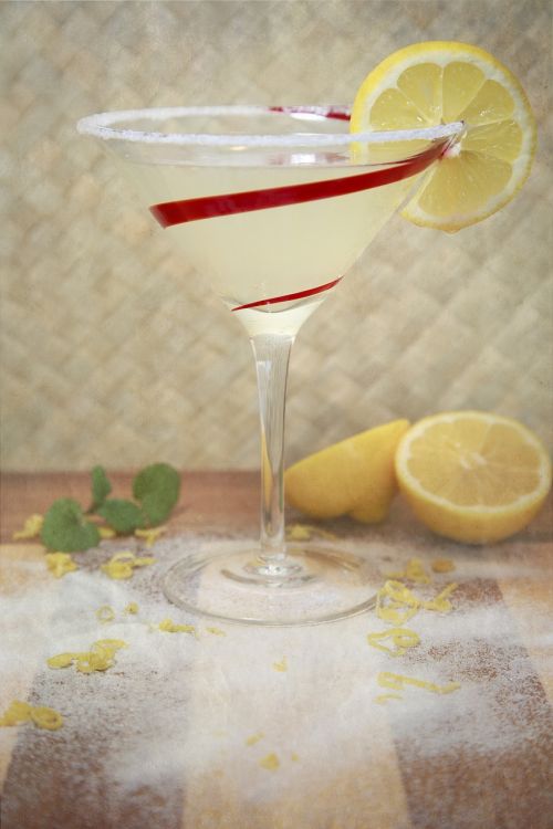 lemon drop drink alcohol