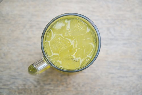 lemonade  yellow  healthy