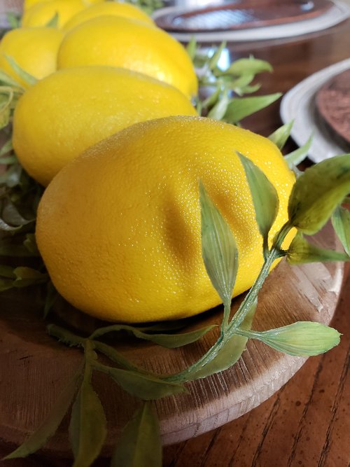 lemons  yellow  farmhouse