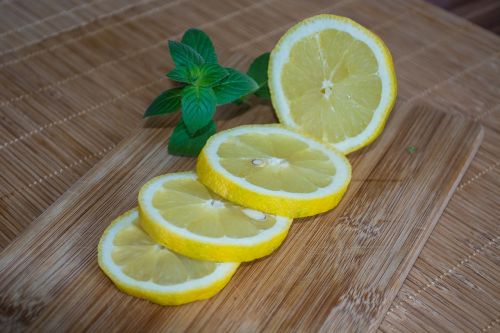 lemons summer refreshment