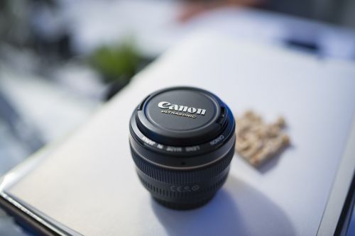 lens canon 35mm
