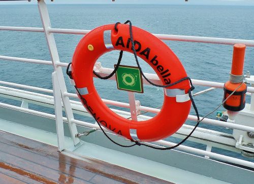 lifebelt aida cruise ship