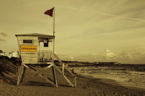 lifeguard tower beach