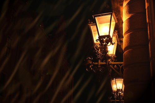 light  lanterns  lamps