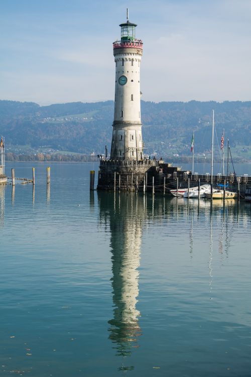 lighthouse lindau lake constance