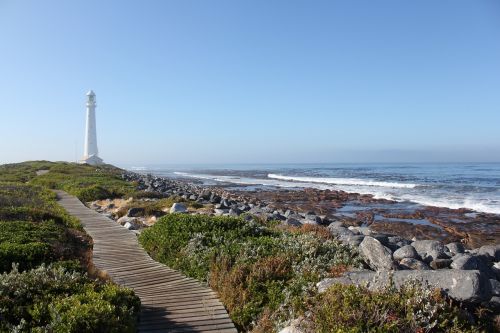 lighthouse rocks boulevard