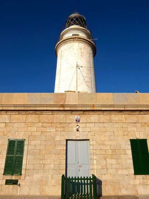 lighthouse sky sea