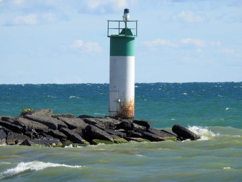 lighthouse siren point lake ontario