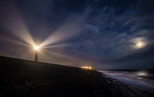 lighthouse light sea