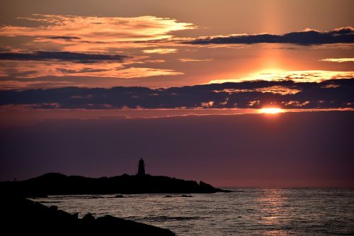 lighthouse sunset norway