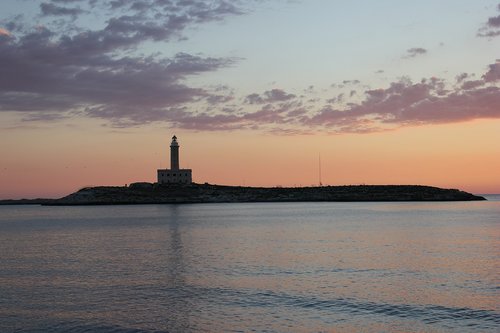 lighthouse  sea  dawn