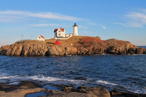 lighthouse  maine  coastal