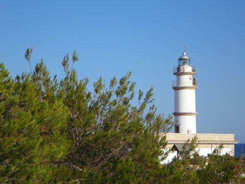 lighthouse tower beacon