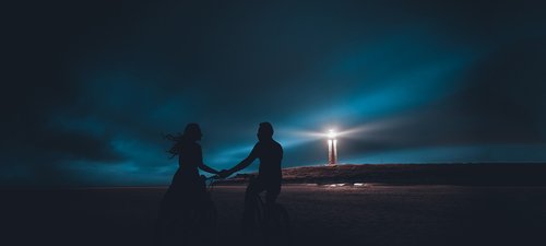 lighthouse  couple  romance