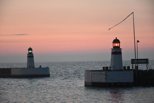 lighthouse  evening  water maritim