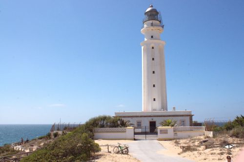 lighthouse tralfagar costa