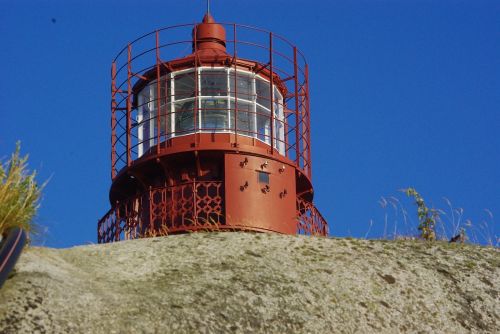 lighthouse beacon coast