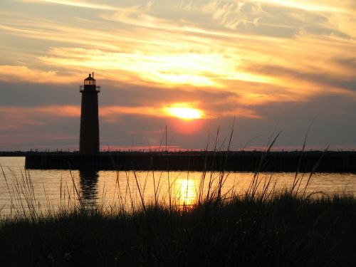 lighthouse sky sunset