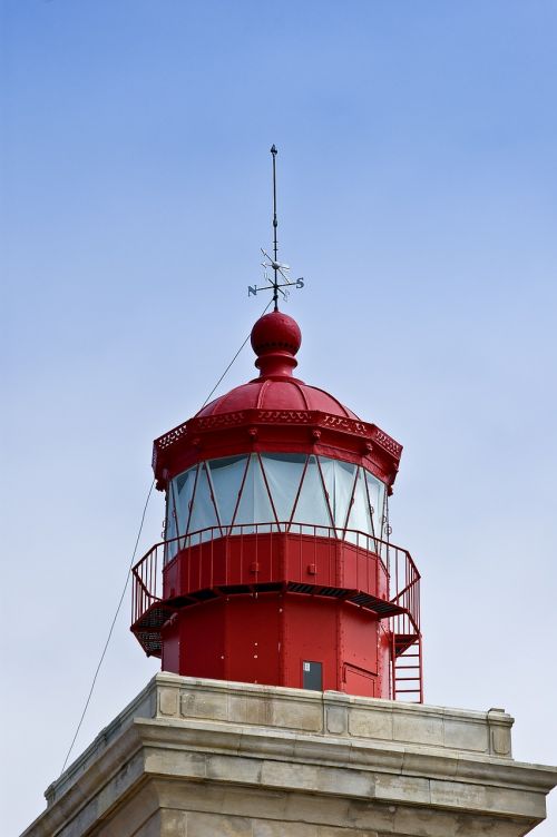 lighthouse portugal red