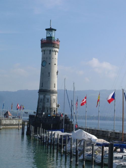 lighthouse port harbour entrance