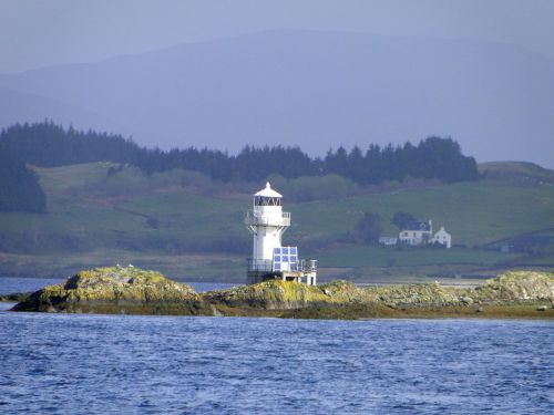 lighthouse island hole