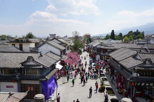 lijiang old town street