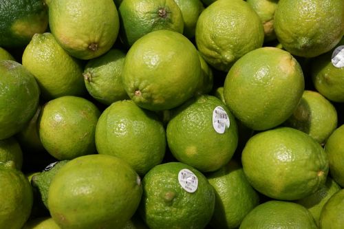 lime fruit vitamins
