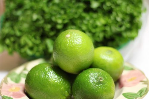 limes fruit green