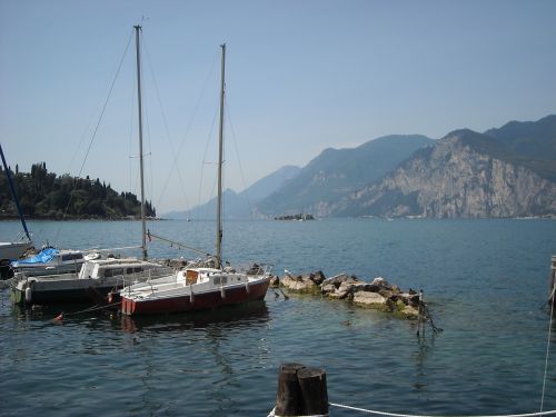 limone sul garda lakeside sailing boats