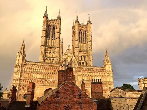 lincoln cathedral sky