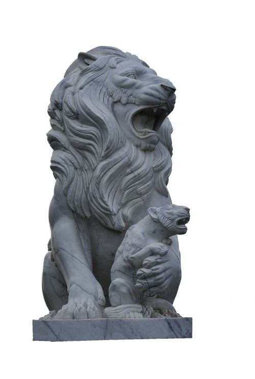lion statue monument