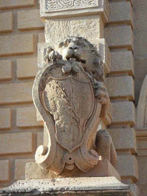 lion coat of arms heraldic animal