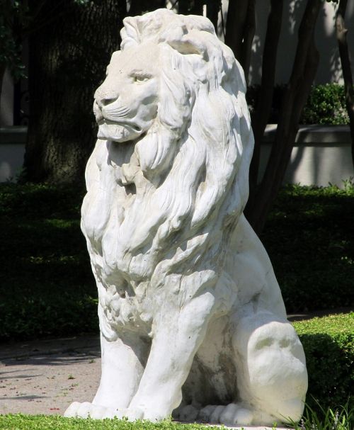 lion sculpture stone