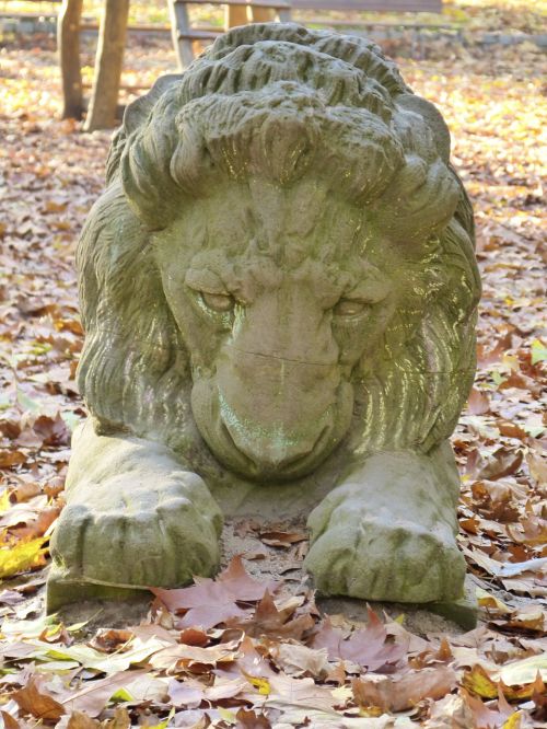 lion stone stone sculpture
