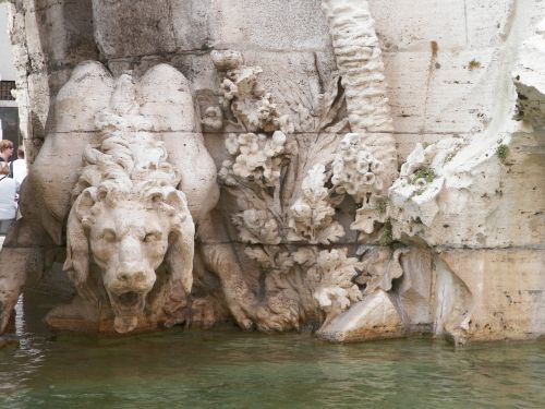 lion fountain rome