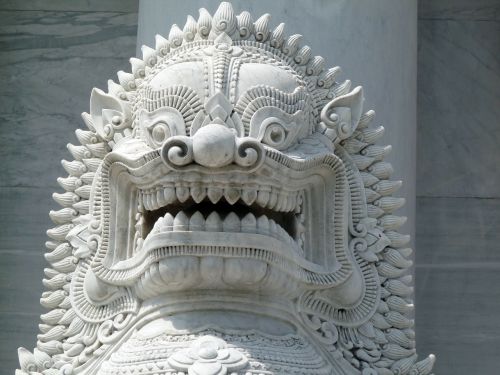 lion head temple guardian thailand