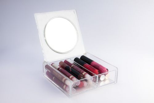 lip gloss cosmetics plexiglas