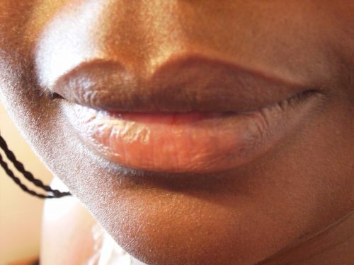 lips african woman