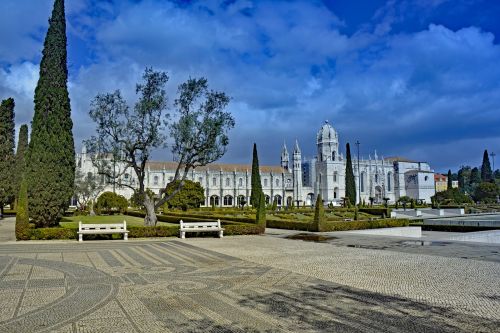 lisbon portugal jeronimos monastery