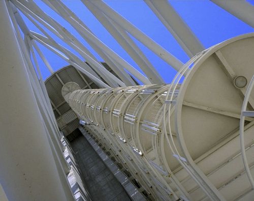 lisbon architecture tower