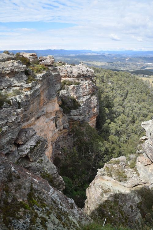 lithgow hassan's walls lookout rock