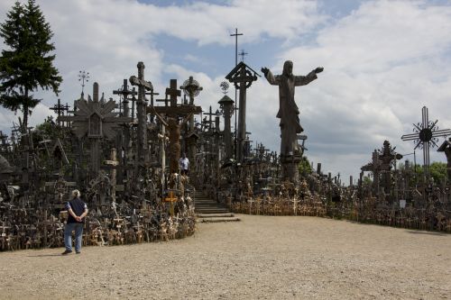 lithuania mountain of crosses memorial